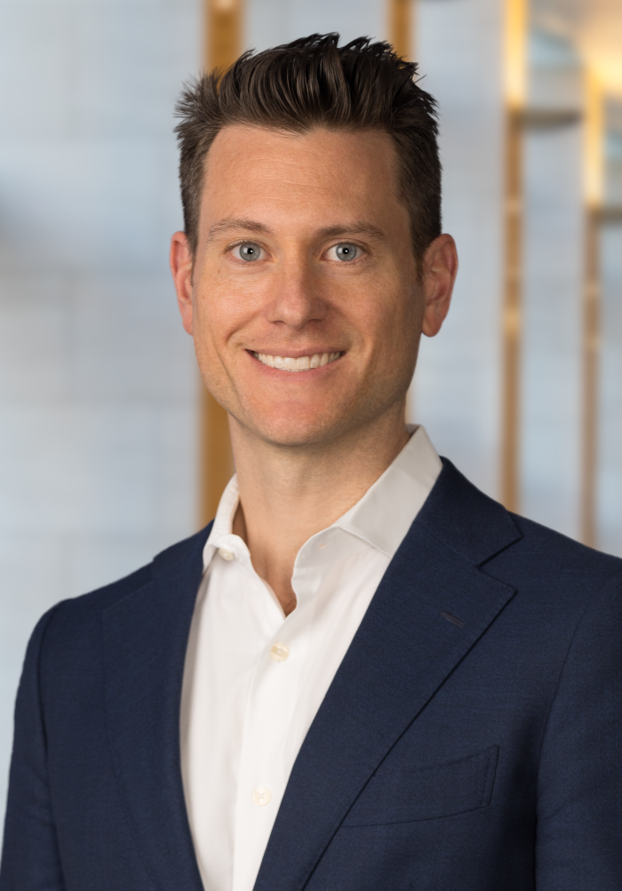 Aron Kershner headshot.
